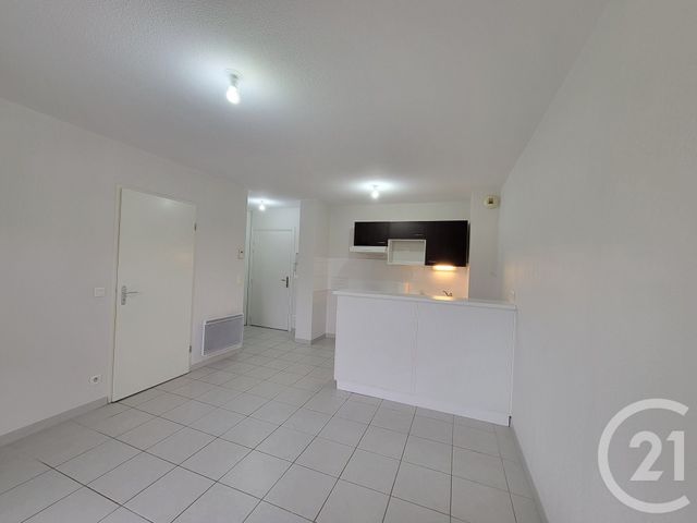 Appartement T2 &agrave; louer - 2 pi&egrave;ces - 35,67 m2 - Cazeres - 31 - MIDI-PYRENEES