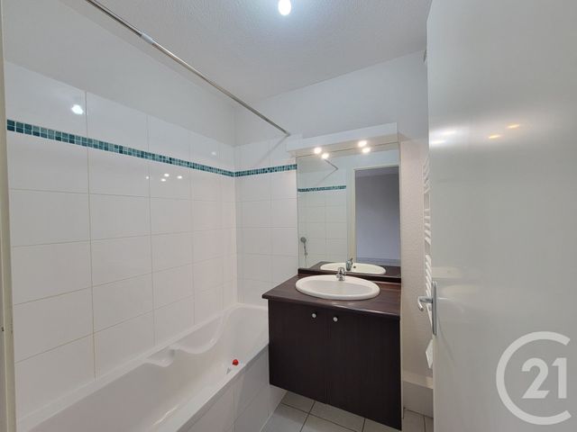 Appartement T2 &agrave; louer - 2 pi&egrave;ces - 35,67 m2 - Cazeres - 31 - MIDI-PYRENEES