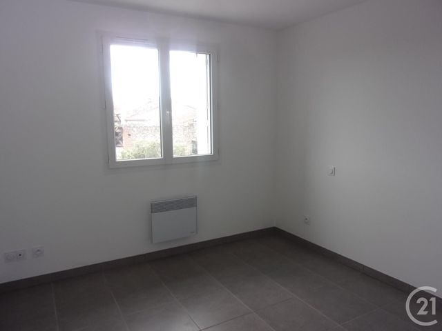 Appartement T5 &agrave; louer - 5 pi&egrave;ces - 118,22 m2 - Cazeres - 31 - MIDI-PYRENEES