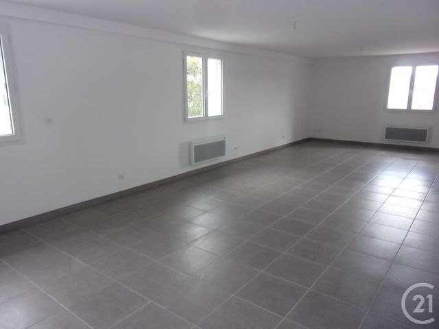 Appartement T5 &agrave; louer - 5 pi&egrave;ces - 118,22 m2 - Cazeres - 31 - MIDI-PYRENEES