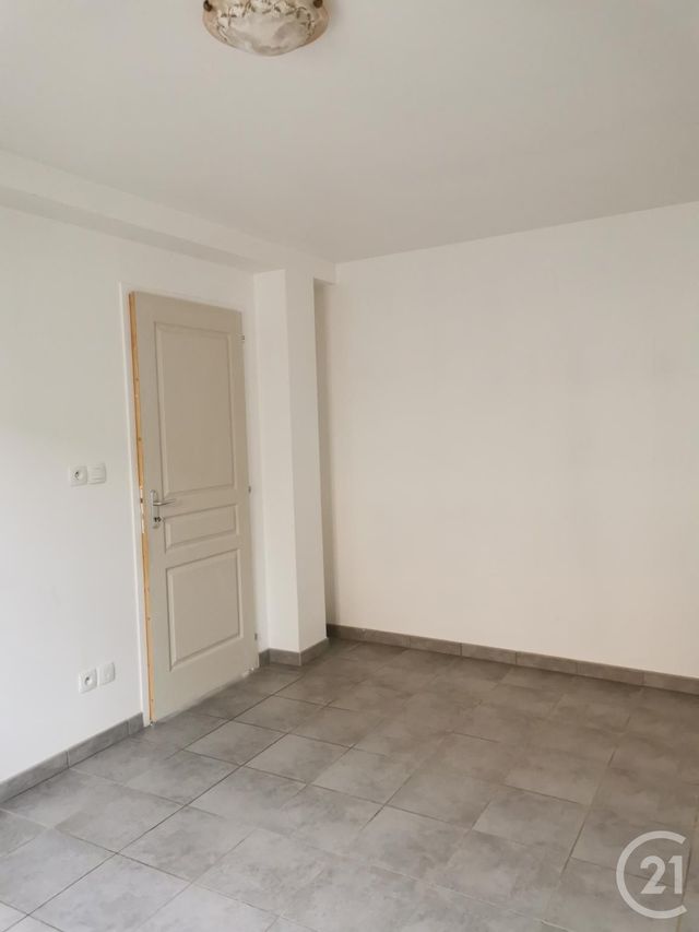 Appartement T2 &agrave; louer - 2 pi&egrave;ces - 51,05 m2 - Rieumes - 31 - MIDI-PYRENEES
