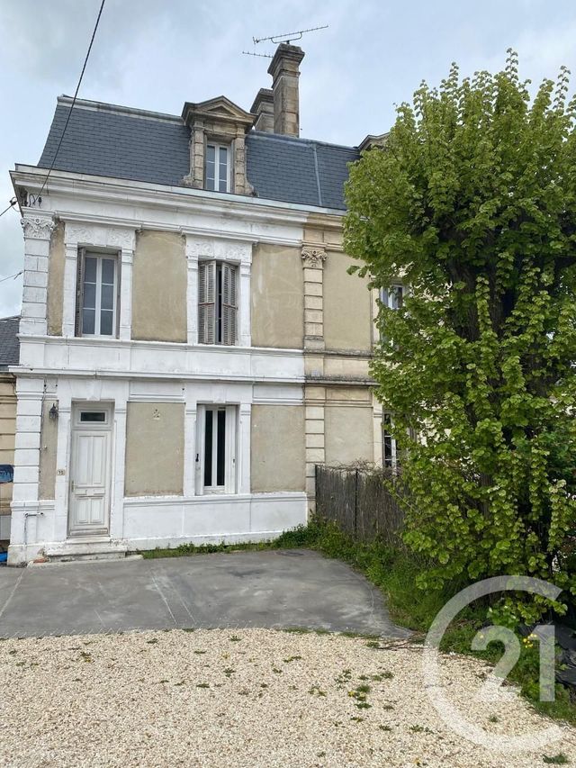 Maison à vendre - 8 pièces - 180,60 m2 - Ruelle Sur Touvre - 16 - POITOU-CHARENTES