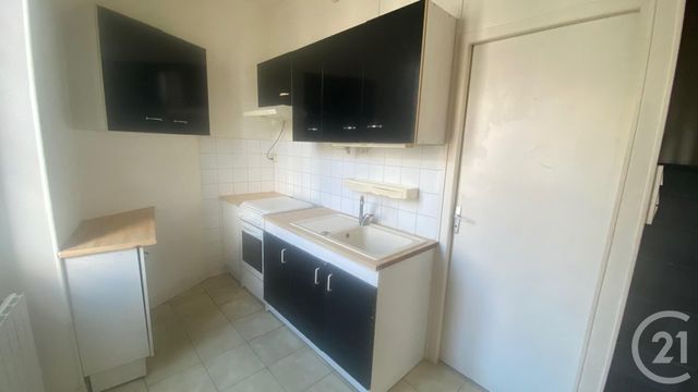 Maison à vendre - 3 pièces - 137 m2 - Angouleme - 16 - POITOU-CHARENTES