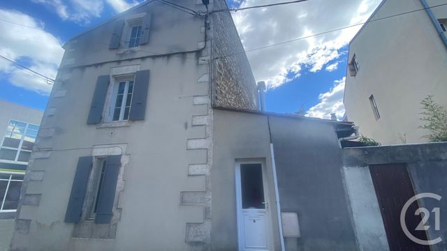Maison à vendre - 3 pièces - 137 m2 - Angouleme - 16 - POITOU-CHARENTES