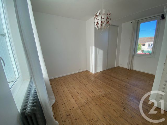 Maison à vendre - 6 pièces - 146,50 m2 - Angouleme - 16 - POITOU-CHARENTES