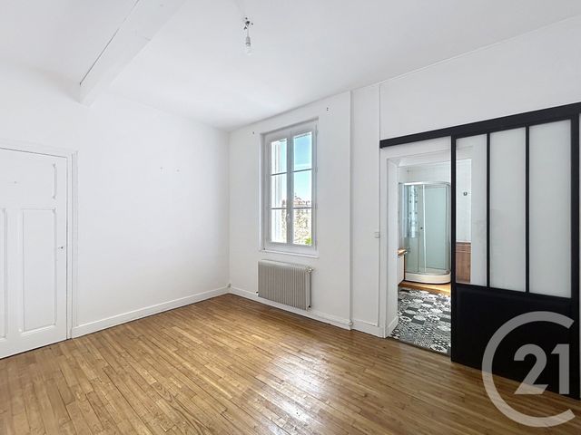 Maison &agrave; louer - 5 pi&egrave;ces - 100,91 m2 - Angouleme - 16 - POITOU-CHARENTES