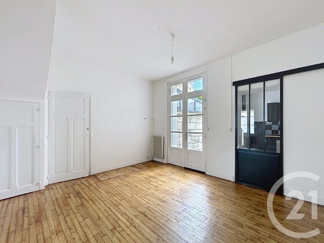 Maison &agrave; louer - 5 pi&egrave;ces - 100,91 m2 - Angouleme - 16 - POITOU-CHARENTES
