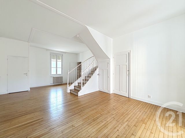 Maison &agrave; louer - 5 pi&egrave;ces - 100,91 m2 - Angouleme - 16 - POITOU-CHARENTES