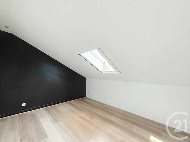 Maison &agrave; louer - 5 pi&egrave;ces - 100,91 m2 - Angouleme - 16 - POITOU-CHARENTES