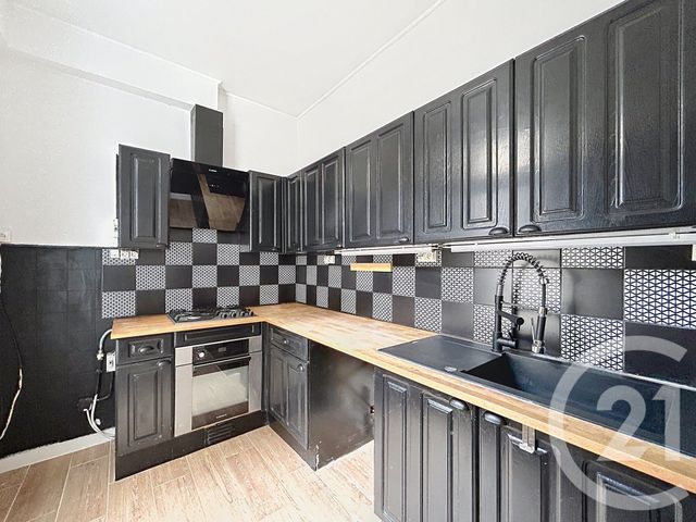 Maison &agrave; louer - 5 pi&egrave;ces - 100,91 m2 - Angouleme - 16 - POITOU-CHARENTES