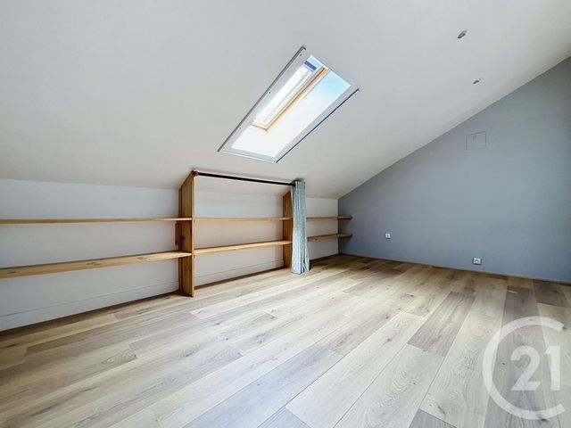 Maison &agrave; louer - 5 pi&egrave;ces - 100,91 m2 - Angouleme - 16 - POITOU-CHARENTES