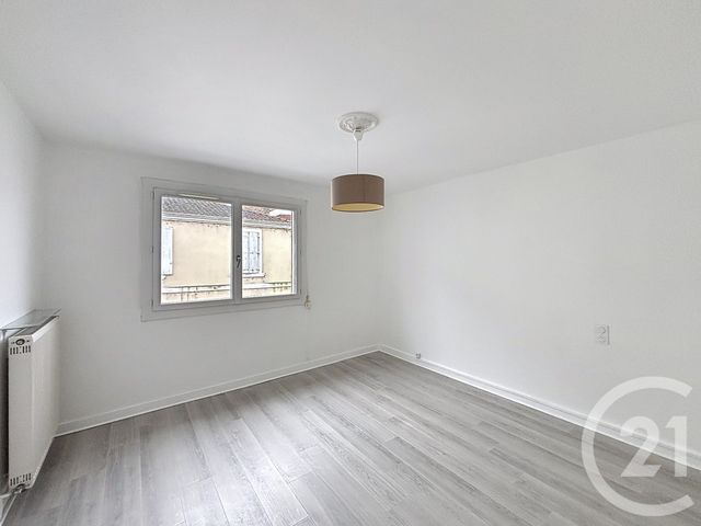 Appartement F3 &agrave; vendre - 3 pi&egrave;ces - 63,01 m2 - Angouleme - 16 - POITOU-CHARENTES
