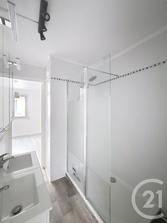 Appartement F3 &agrave; vendre - 3 pi&egrave;ces - 63,01 m2 - Angouleme - 16 - POITOU-CHARENTES