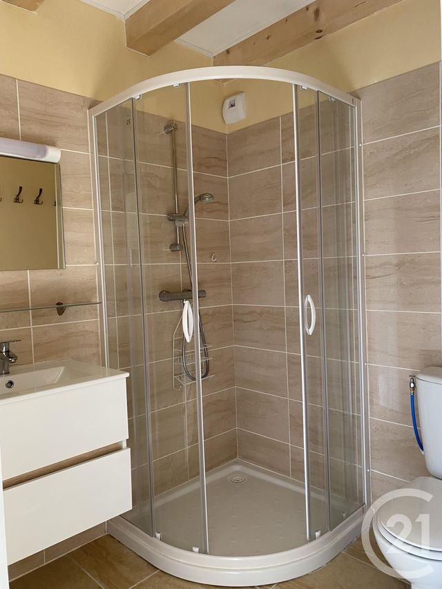 Maison à louer - 7 pièces - 162 m2 - St Genis D Hiersac - 16 - POITOU-CHARENTES