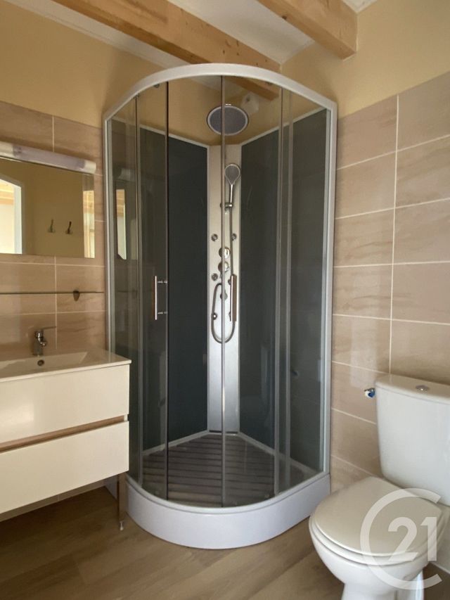 Maison à louer - 7 pièces - 162 m2 - St Genis D Hiersac - 16 - POITOU-CHARENTES