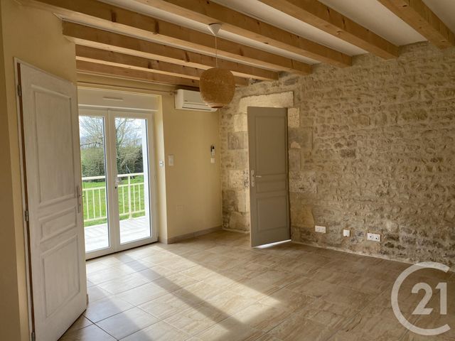 Maison à louer - 7 pièces - 162 m2 - St Genis D Hiersac - 16 - POITOU-CHARENTES