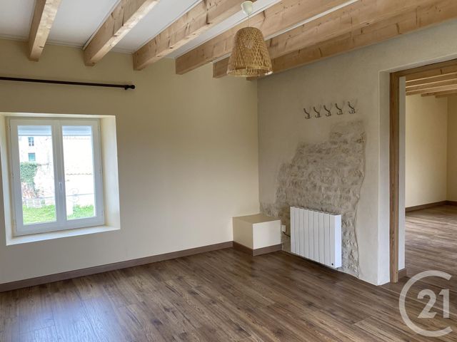 Maison à louer - 7 pièces - 162 m2 - St Genis D Hiersac - 16 - POITOU-CHARENTES