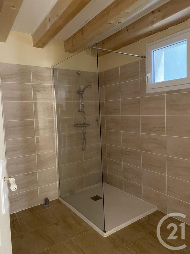 Maison à louer - 7 pièces - 162 m2 - St Genis D Hiersac - 16 - POITOU-CHARENTES