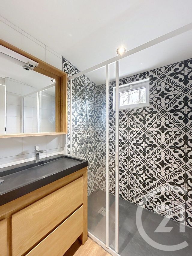 Maison a louer angouleme - 4 pièce(s) - 88 m2 - Surfyn