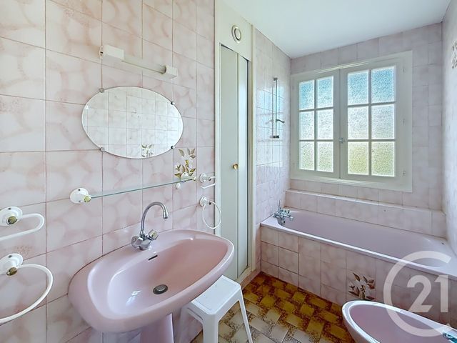 Maison à vendre - 11 pièces - 190,94 m2 - Angouleme - 16 - POITOU-CHARENTES