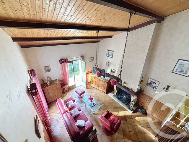 Maison à vendre - 6 pièces - 123,22 m2 - Voeuil Et Giget - 16 - POITOU-CHARENTES