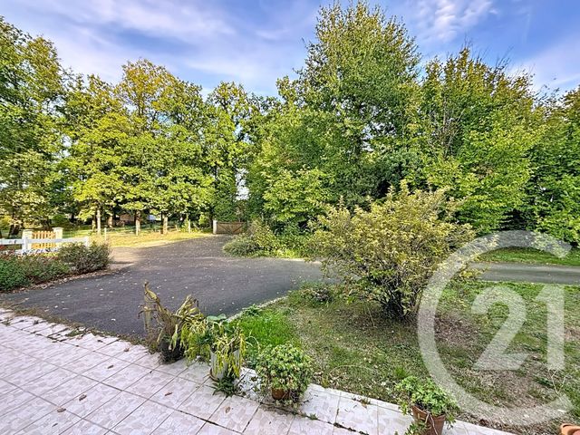 Maison à vendre - 6 pièces - 123,22 m2 - Voeuil Et Giget - 16 - POITOU-CHARENTES