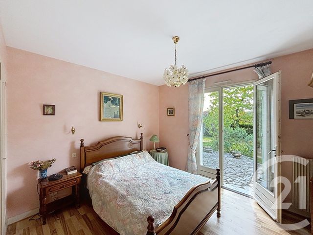 Maison à vendre - 6 pièces - 123,22 m2 - Voeuil Et Giget - 16 - POITOU-CHARENTES