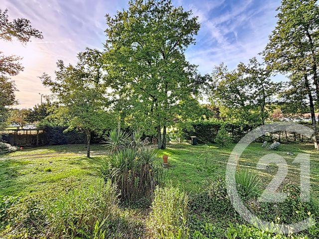 Maison à vendre - 6 pièces - 123,22 m2 - Voeuil Et Giget - 16 - POITOU-CHARENTES