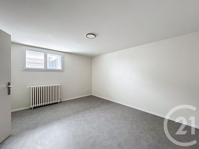 Maison à louer - 4 pièces - 123,28 m2 - Ruelle Sur Touvre - 16 - POITOU-CHARENTES