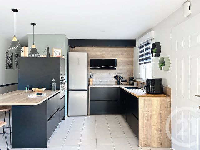 Maison à louer - 4 pièces - 87,66 m2 - Trois Palis - 16 - POITOU-CHARENTES