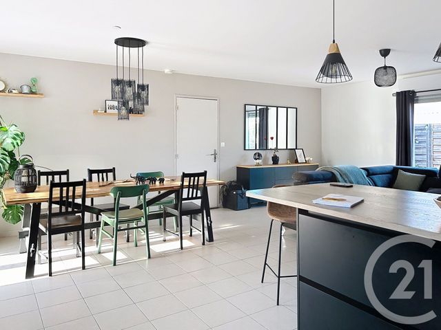 Maison à louer - 4 pièces - 87,66 m2 - Trois Palis - 16 - POITOU-CHARENTES