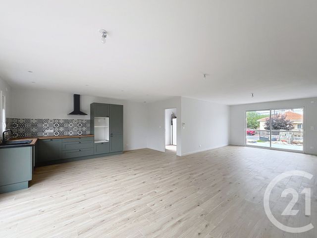 Maison à louer - 4 pièces - 134,70 m2 - Champniers - 16 - POITOU-CHARENTES