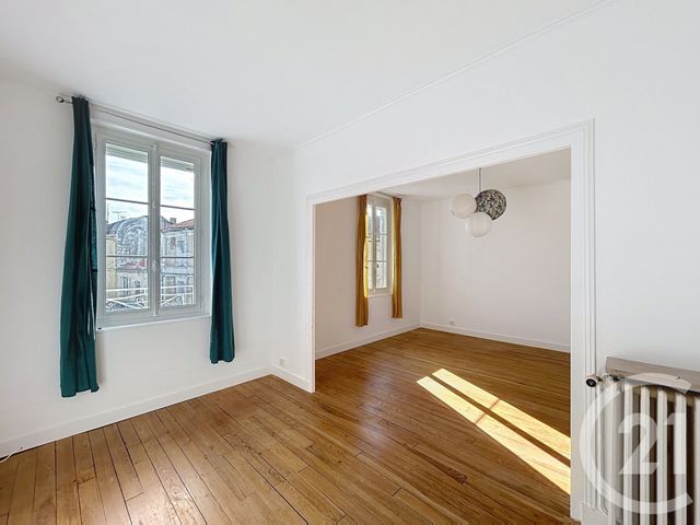 Appartement F4 à louer - 3 pièces - 103 m2 - Angouleme - 16 - POITOU-CHARENTES