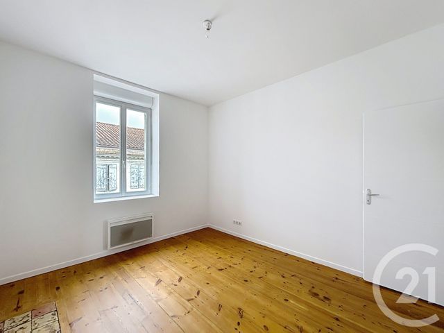 Appartement F2 à louer - 3 pièces - 66,86 m2 - Angouleme - 16 - POITOU-CHARENTES