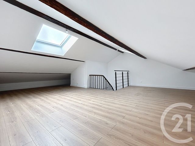 Appartement F2 à louer - 3 pièces - 66,86 m2 - Angouleme - 16 - POITOU-CHARENTES