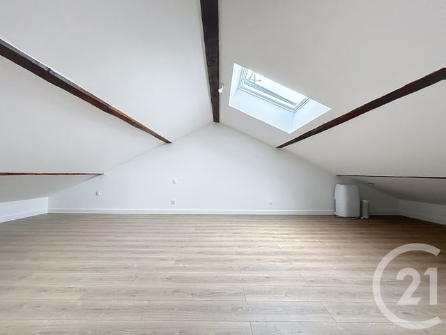 Appartement F2 à louer - 3 pièces - 66,86 m2 - Angouleme - 16 - POITOU-CHARENTES