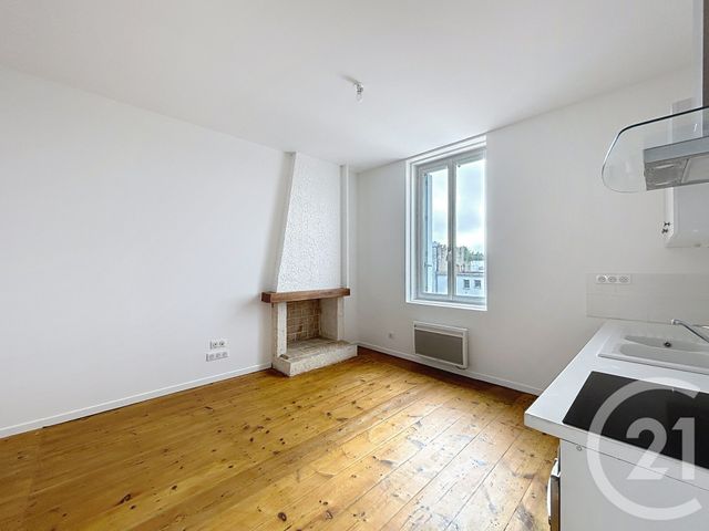 Appartement F2 à louer - 3 pièces - 66,86 m2 - Angouleme - 16 - POITOU-CHARENTES