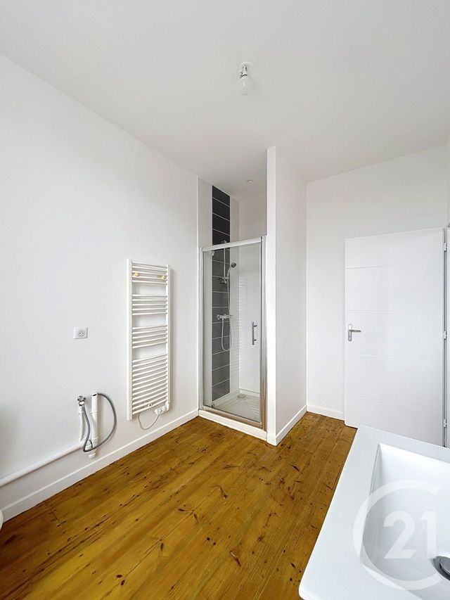 Appartement F2 à louer - 3 pièces - 66,86 m2 - Angouleme - 16 - POITOU-CHARENTES