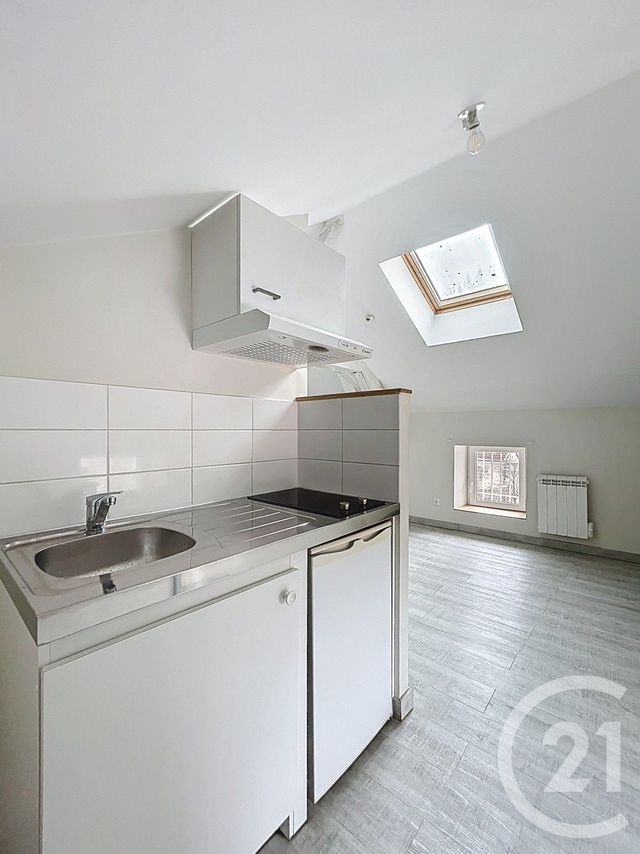 Appartement F2 &agrave; louer - 2 pi&egrave;ces - 27,33 m2 - Gond Pontouvre - 16 - POITOU-CHARENTES