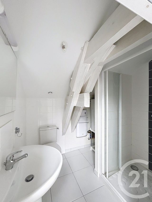 Appartement F2 &agrave; louer - 2 pi&egrave;ces - 27,33 m2 - Gond Pontouvre - 16 - POITOU-CHARENTES