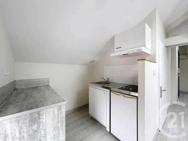 Appartement F2 &agrave; louer - 2 pi&egrave;ces - 27,33 m2 - Gond Pontouvre - 16 - POITOU-CHARENTES