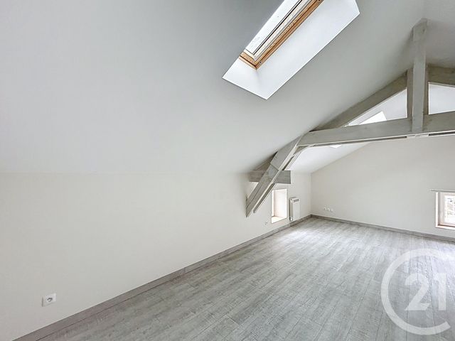 Appartement F2 &agrave; louer - 2 pi&egrave;ces - 27,33 m2 - Gond Pontouvre - 16 - POITOU-CHARENTES