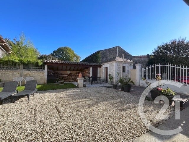 Maison à vendre - 5 pièces - 139,02 m2 - Mosnac - 16 - POITOU-CHARENTES