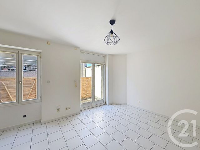 Appartement F1 à louer ANGOULEME