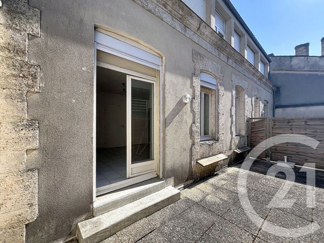 Appartement F1 &agrave; louer - 1 pi&egrave;ce - 26,98 m2 - Angouleme - 16 - POITOU-CHARENTES