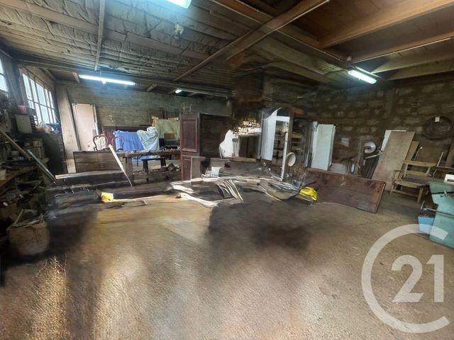 Maison à vendre - 2 pièces - 150 m2 - Soyaux - 16 - POITOU-CHARENTES