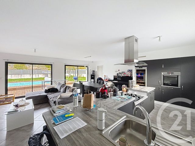 Maison &agrave; vendre - 5 pi&egrave;ces - 96 m2 - Nersac - 16 - POITOU-CHARENTES