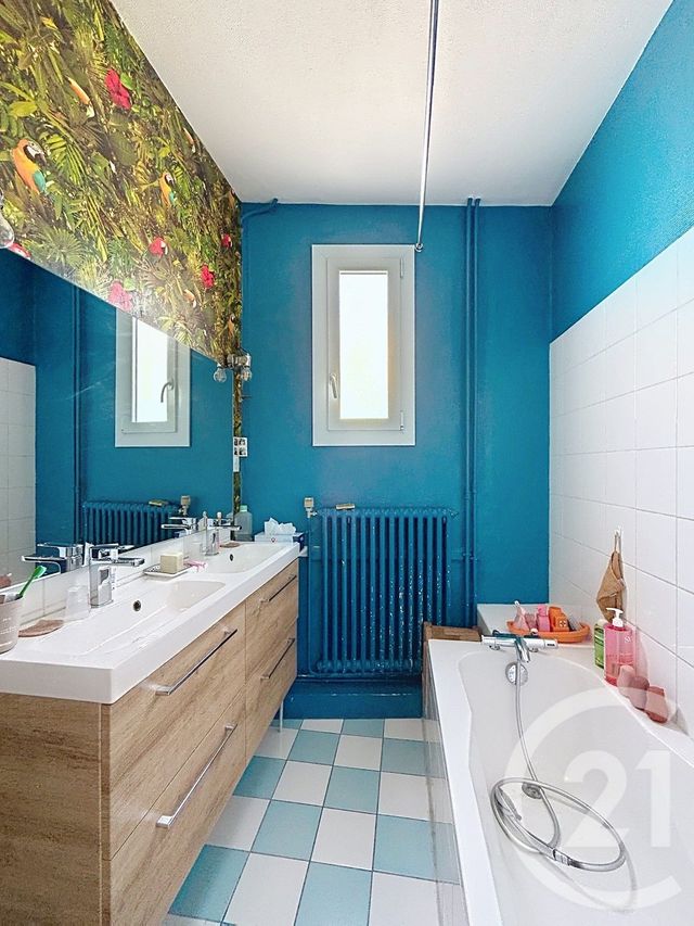 Maison &agrave; louer - 4 pi&egrave;ces - 126,71 m2 - Angouleme - 16 - POITOU-CHARENTES