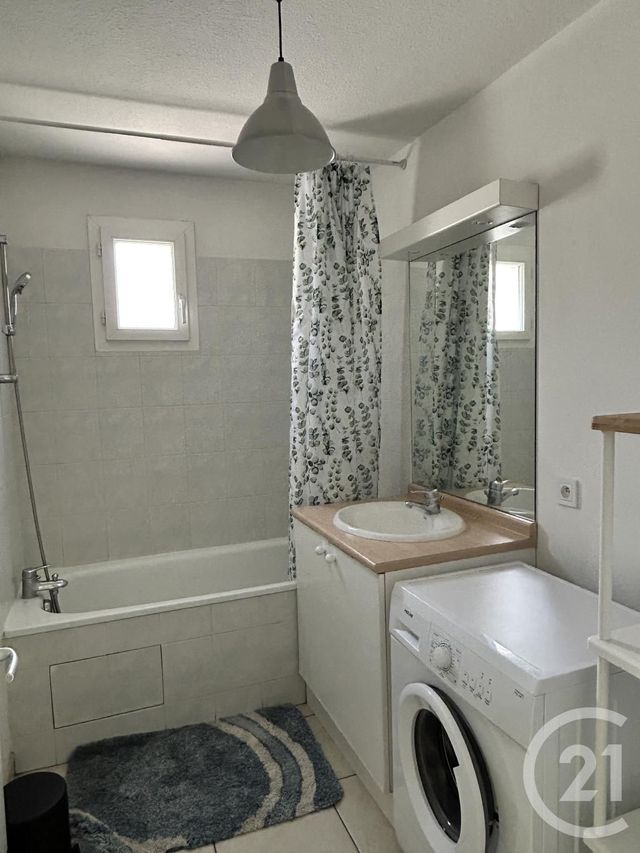 Appartement F3 à louer - 3 pièces - 58,46 m2 - Angouleme - 16 - POITOU-CHARENTES