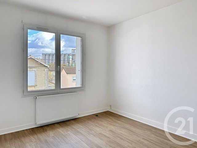 Appartement F3 à louer - 3 pièces - 92 m2 - Gond Pontouvre - 16 - POITOU-CHARENTES